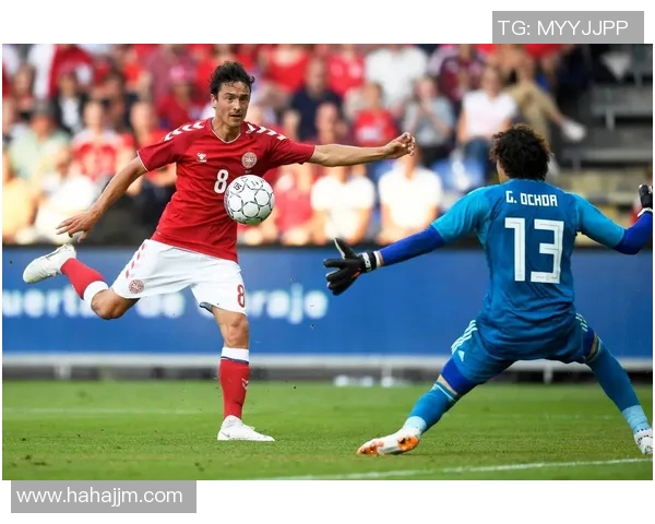 足球巨星1对1斗牛对决精彩瞬间大集锦挑战极限技术与控球能力 足球巨星1对1斗牛对决精彩瞬间大集锦挑战极限技术与控球能力